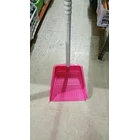 Plastic Garbage Dust Pan with Handle 2