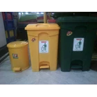 Tong Tempat Sampah Plastik Pedal Injak Kamar Rumah Sakit Kelas Sekolah Green Leaf Maspion Lucky Star Lion Star 1